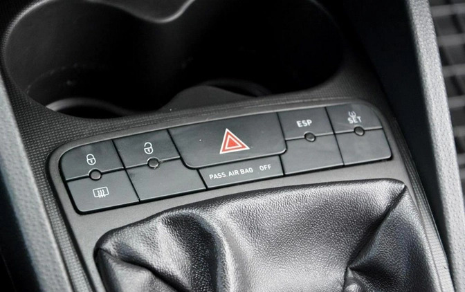 Seat Ibiza cena 26900 przebieg: 234100, rok produkcji 2012 z Borne Sulinowo małe 596